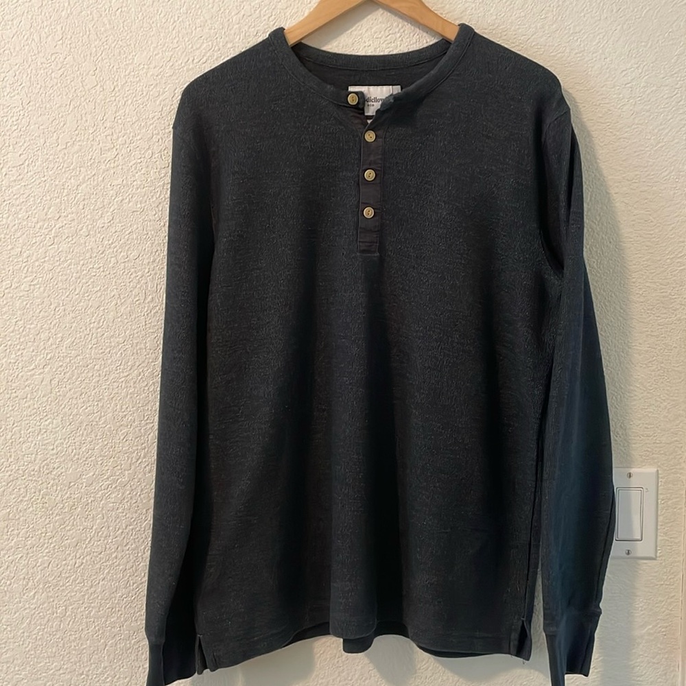 Goodfellow & Co. cotton blend thick long sleeve Henley tee,Large,Charcoal Gray
